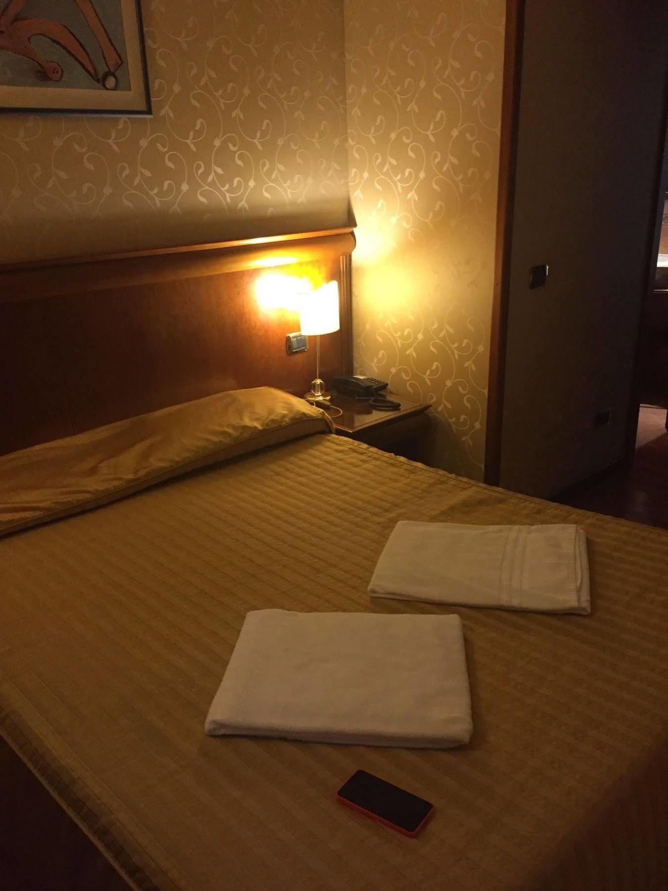 Hotel Divine Рим Екстер'єр фото