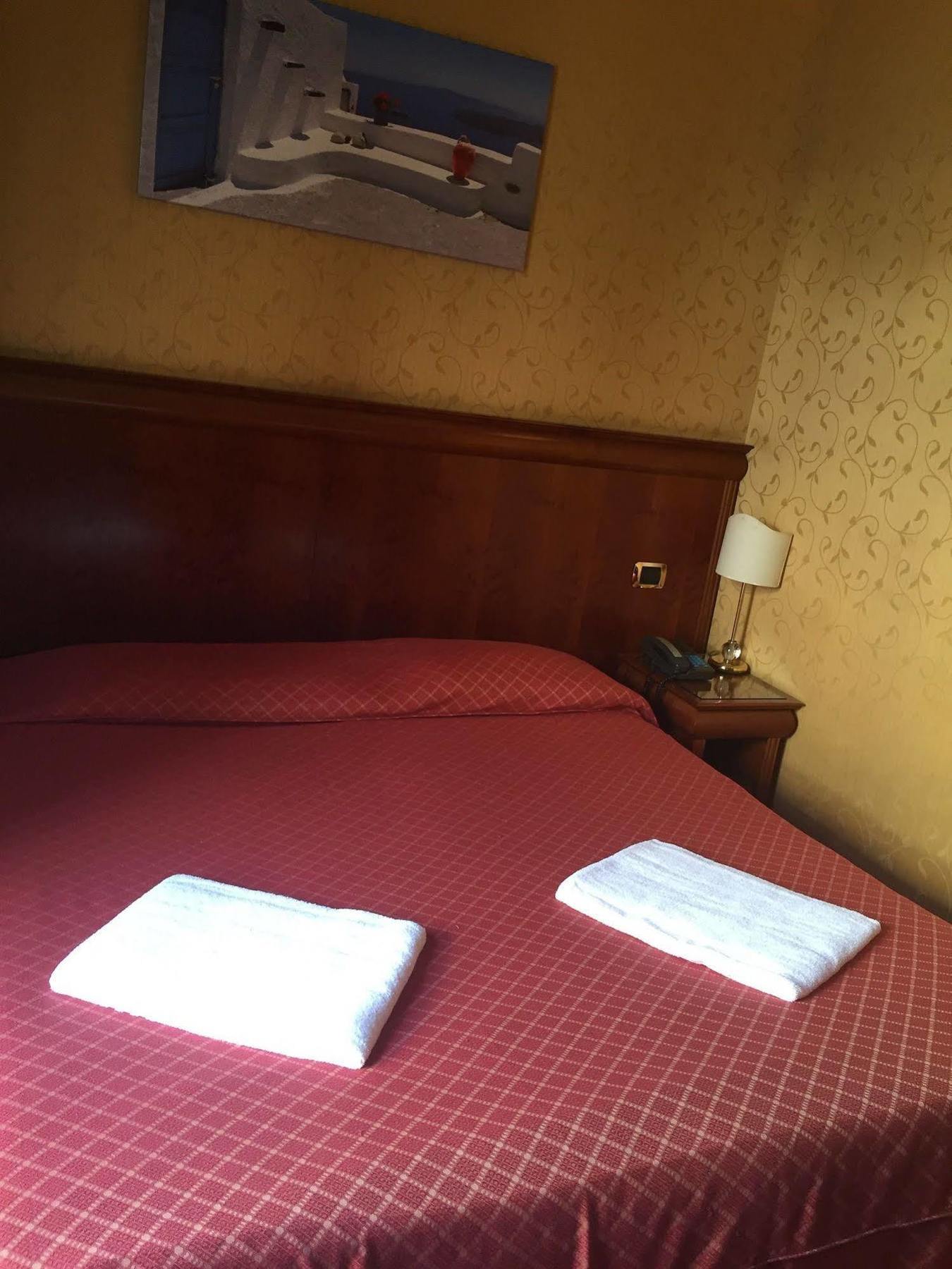 Hotel Divine Рим Екстер'єр фото