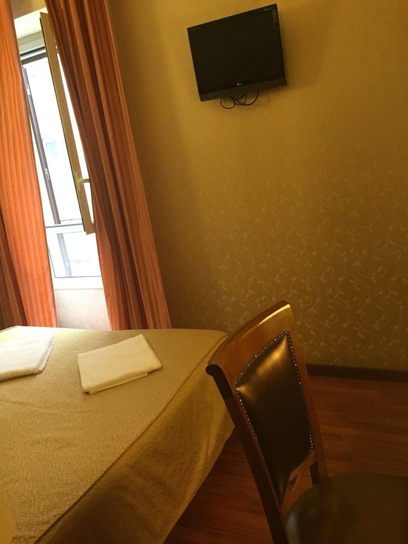 Hotel Divine Рим Екстер'єр фото