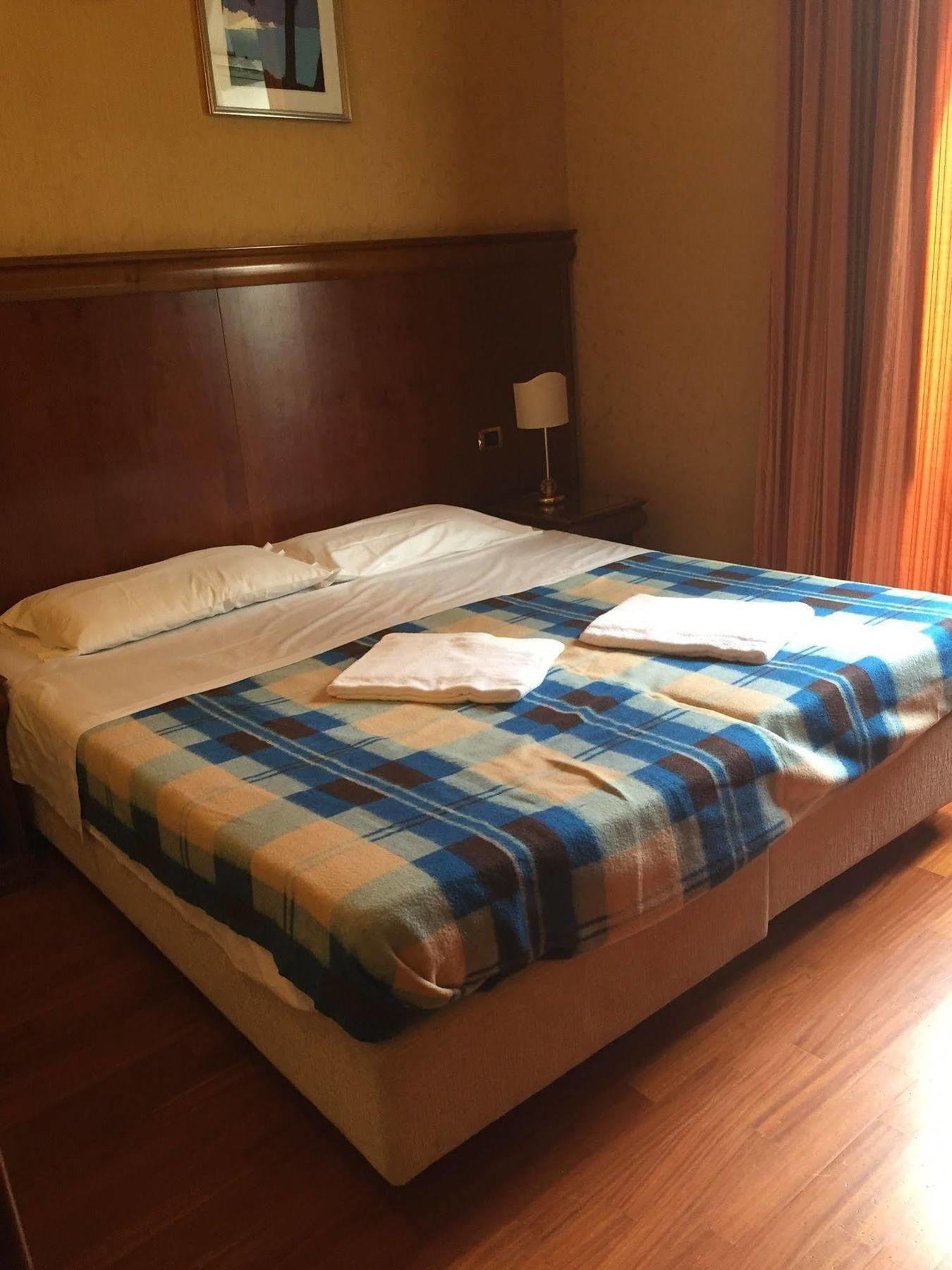 Hotel Divine Рим Екстер'єр фото